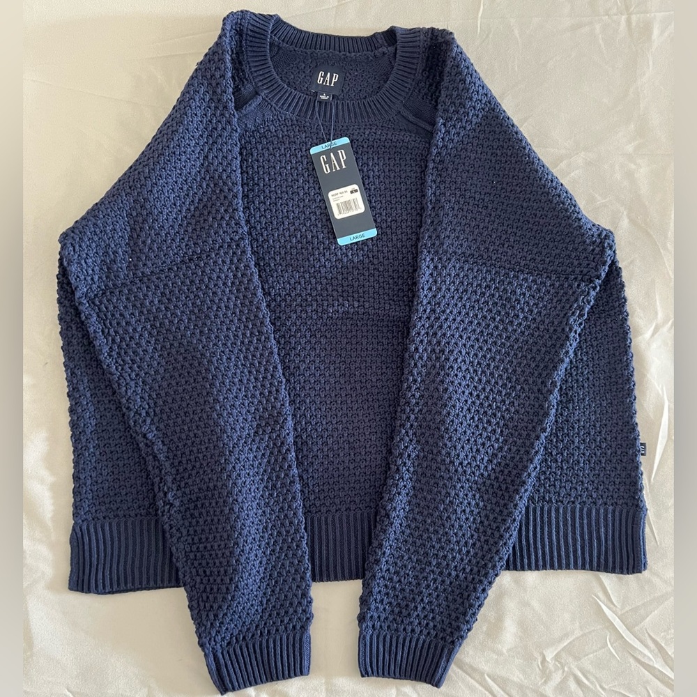 Gap sweater NWT Navy Blue Size Large
